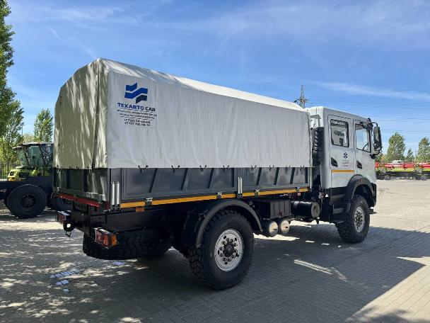 Отгрузка очередного вездехода DONGFENG 2131 4х4 со спаренной кабиной 6 мест и бортовой платформой