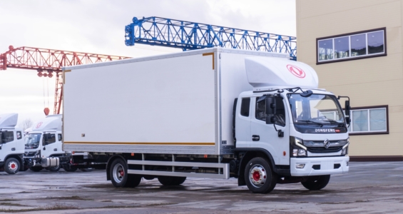 Промтоварный фургон на базе DONGFENG C120L | 6800×2300 (2550)x2400