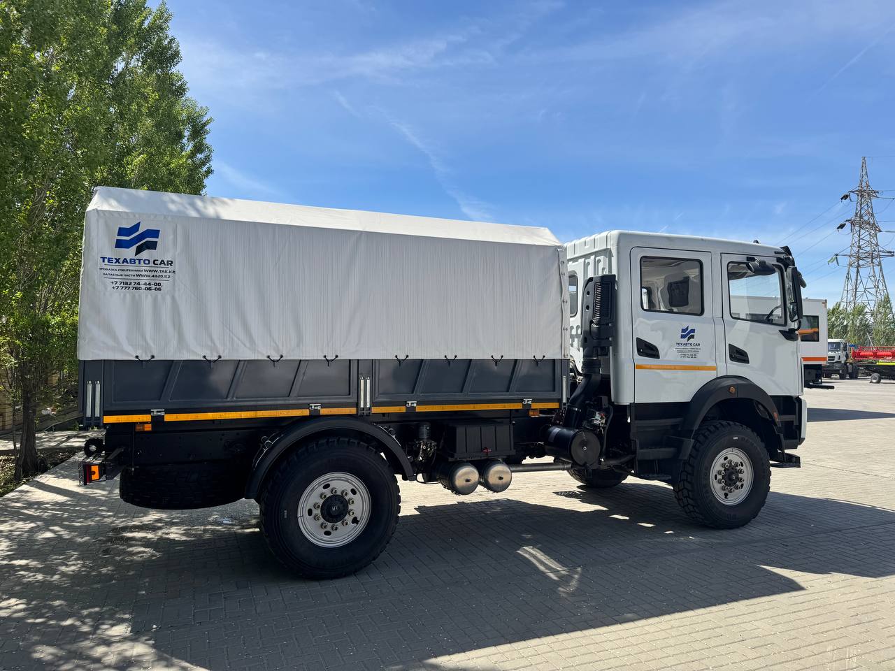 Отгрузка очередного вездехода DONGFENG 2131 4х4 со спаренной кабиной 6 мест и бортовой платформой