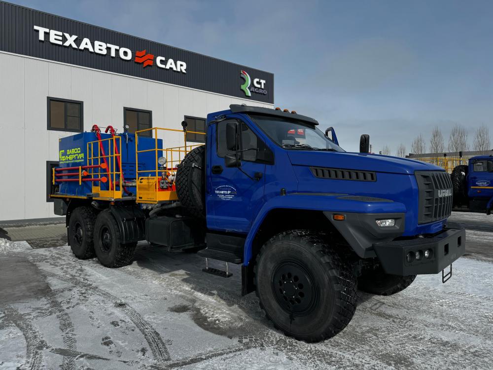 Цементировочный агрегат АЦ-32 Урал NEXT 4320-72 с трехплунжерным насосом отгружен в порт Актау