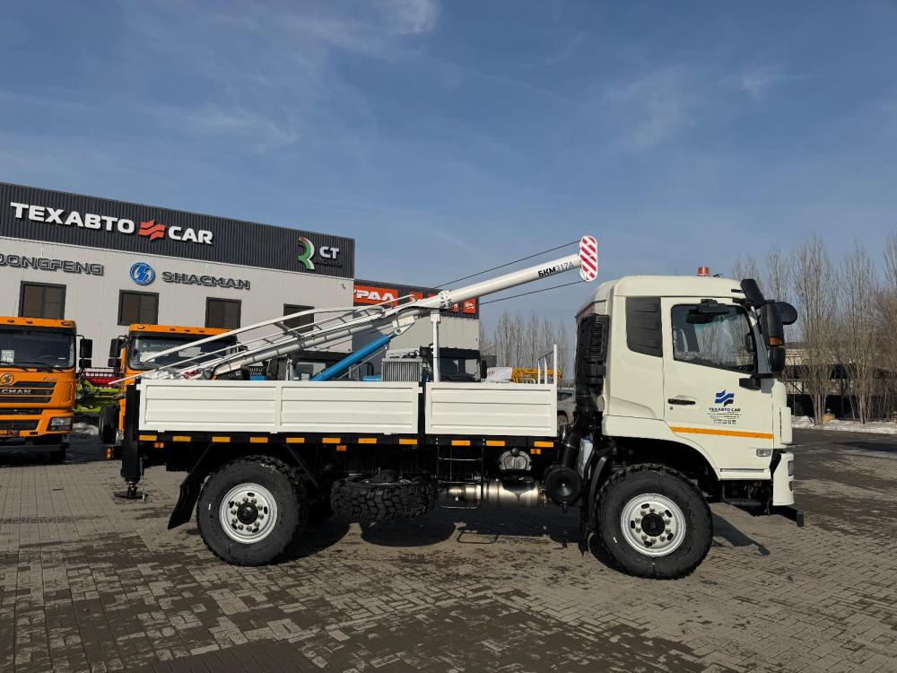 Отгрузка бурильно-крановой машины DF-3000 на шасси DONGFENG 4x4 в Кокшетау - бурение 3 метра