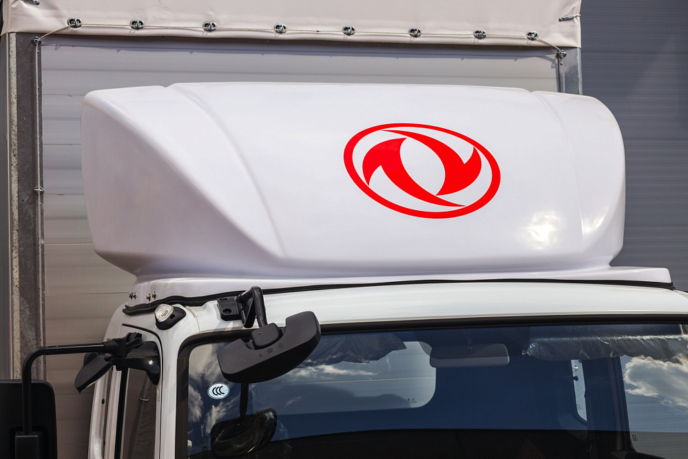 Автомобиль грузовой бортовой с тентом (ШТОРНИК) на базе DONGFENG С120L