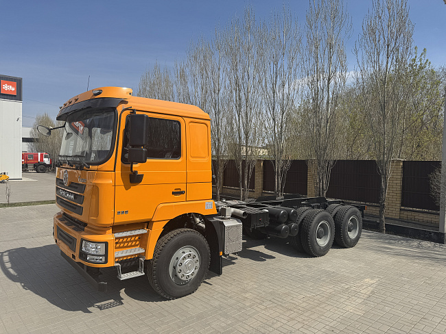 Удлиненное шасси SHACMAN SX1258DR384 6х4