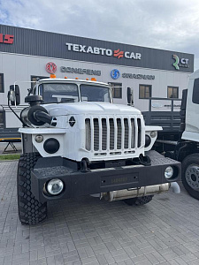 Сельный тягач Урал 44202-0311-60/72