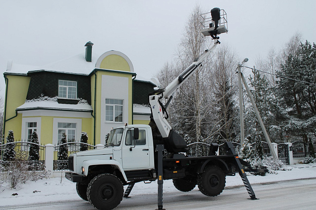 Подъемник автомобильный телескопический ВС-18Т-05 (автовышка)