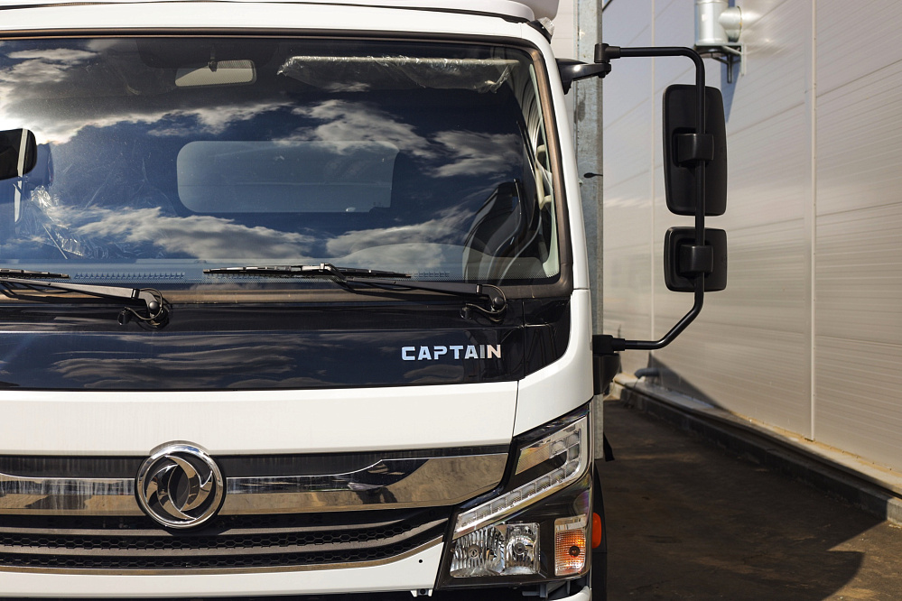 Автомобиль грузовой бортовой с тентом (ШТОРНИК) на базе DONGFENG С120L