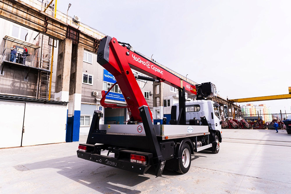 Автовышка (АГП) на базе DONGFENG Z80S TR-318 (высота подъема 18м)