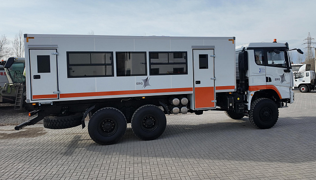 ВАХТОВЫЙ АВТОБУС SHACMAN 385 X5000 6x6 28 мест