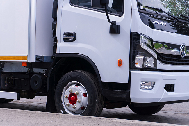 Dongfeng C100S