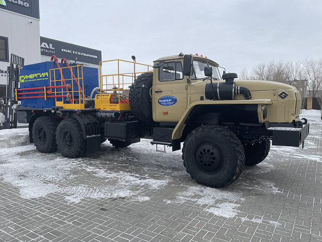 ЦЕМЕНТИРОВОЧНЫЙ АГРЕГАТ СИН-35(плунжер) на шасси Урал 4320-60 (кабина 4320)