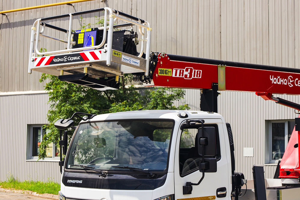АГП-18 TR-318 New (высота подъема 18м) на базе DONGFENG Z55N
