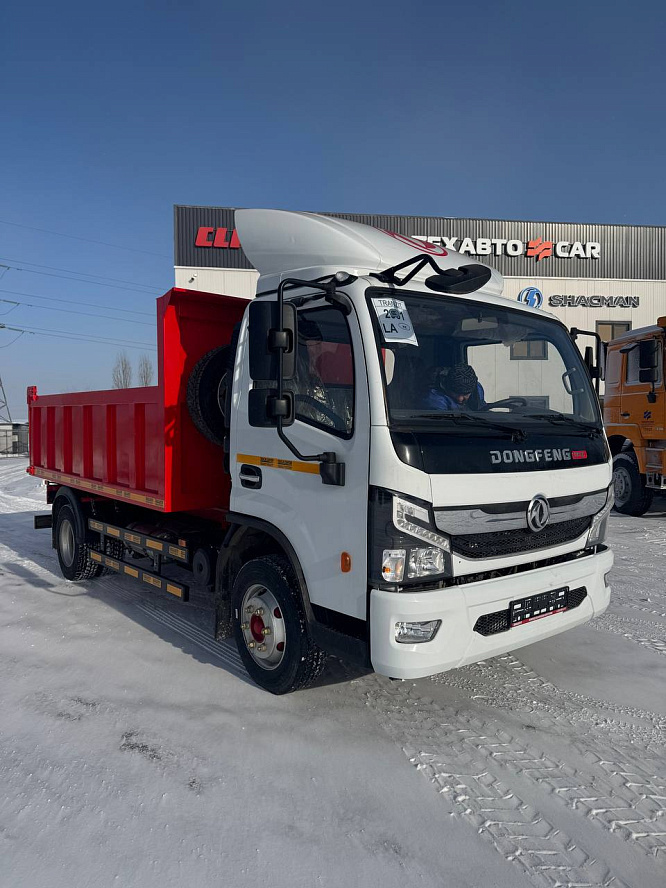 Самосвал DONGFENG 5 тонн, задняя разгрузка