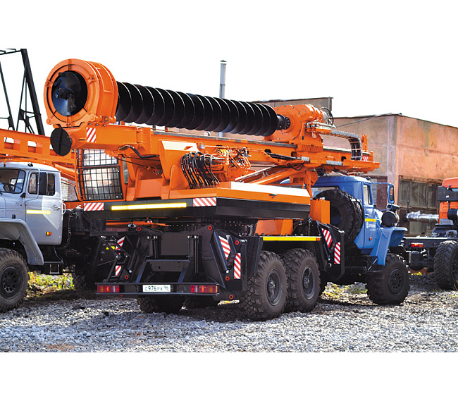 Машина бурильная шнековая МБШ-812