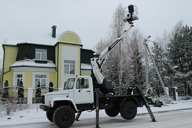Подъемник автомобильный телескопический ВС-18Т-05 (автовышка)