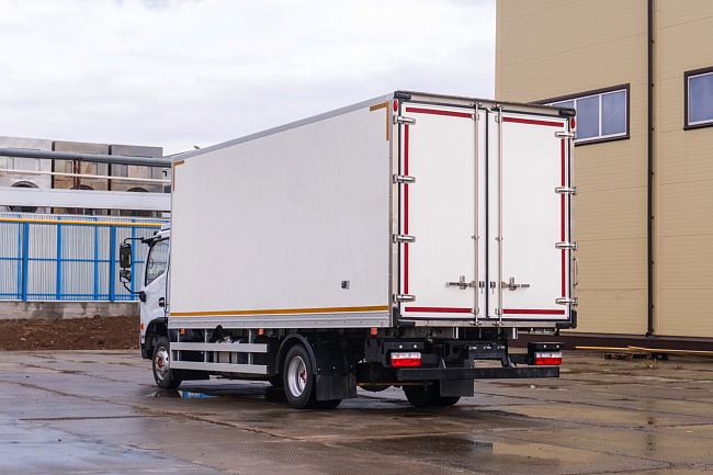 Промтоварный фургон на базе DONGFENG C120М | 6200x2550x2400