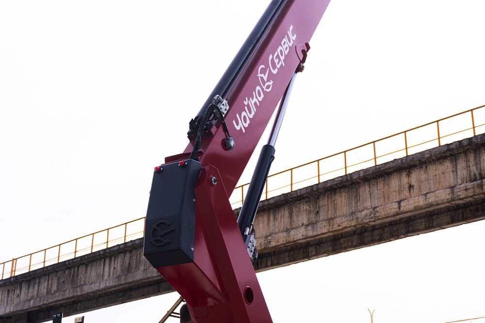 Автовышка (АГП) на базе DONGFENG Z80S TR-318 (высота подъема 18м)