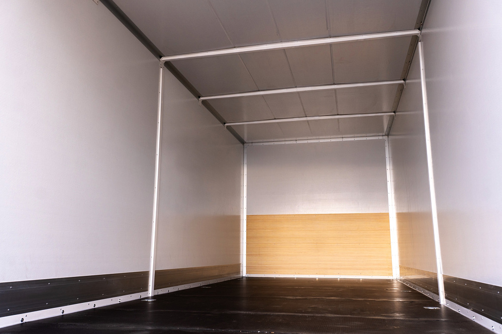 Промтоварный фургон на базе DONGFENG C120М | 6200x2550x2400