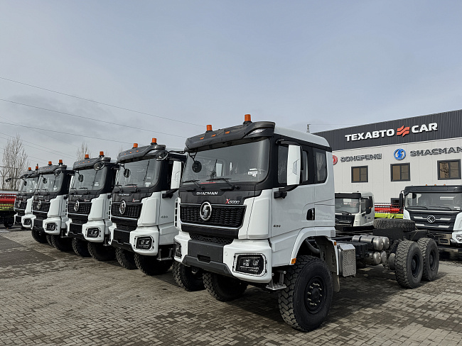 Удлиненное шасси SHACMAN 6х6 SX1258DR385 база 4 575мм КАБИНА X5000 430 л.с.