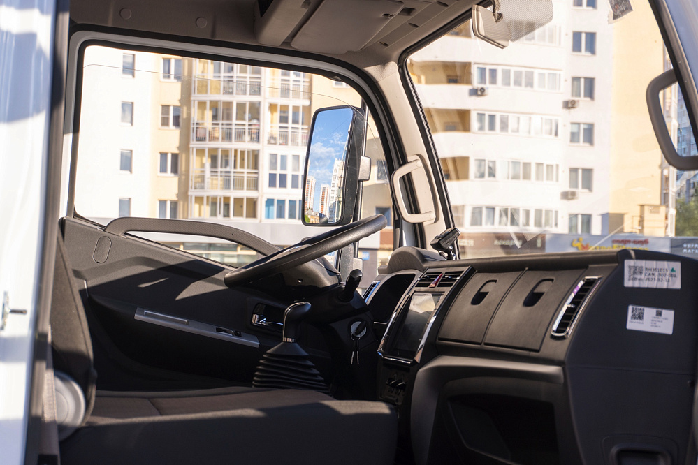Dongfeng C100S