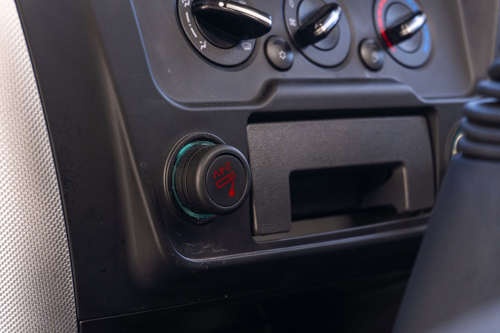 Dongfeng C100M