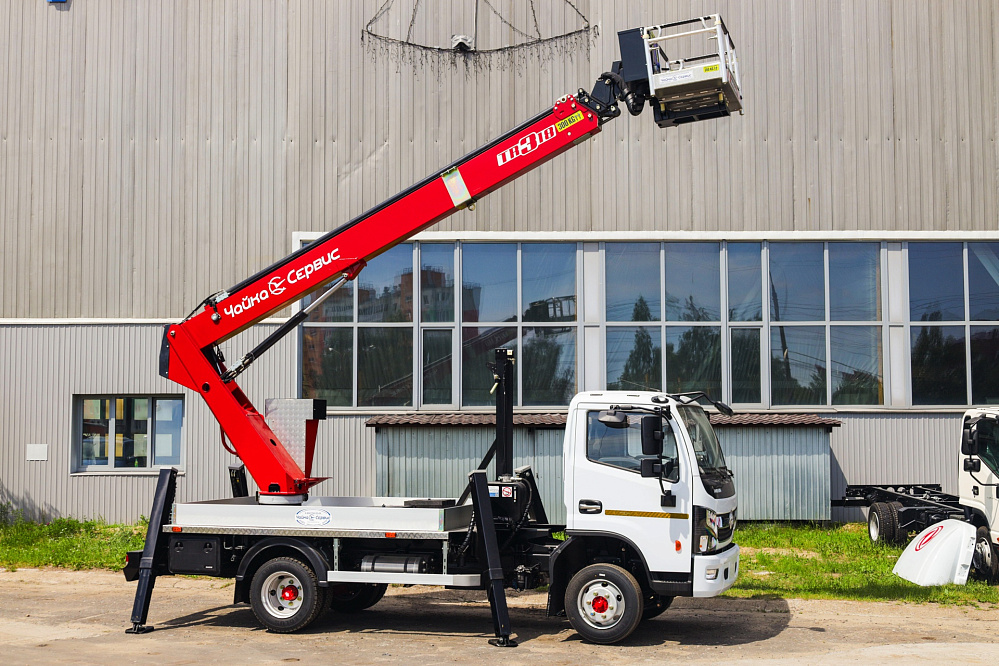 АГП-18 TR-318 New (высота подъема 18м) на базе DONGFENG Z55N