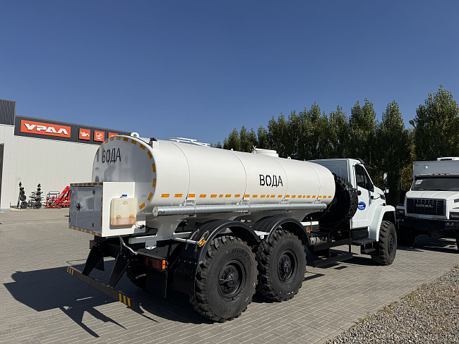 АВТОЦИСТЕРНА ВОДОВОЗ АЦПТ-10 на шасси Урал NEXT