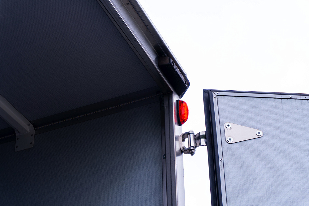 Промтоварный фургон на базе DONGFENG Z55N | 4400x2200x2100