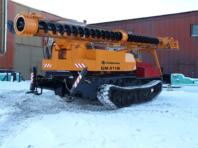 Бурильно-сваебойная машина БМ-831М