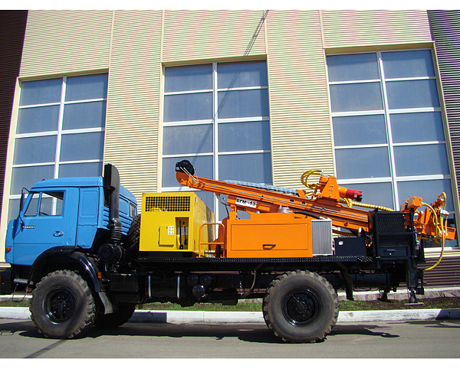 Буровая геологическая машина БГМ-13