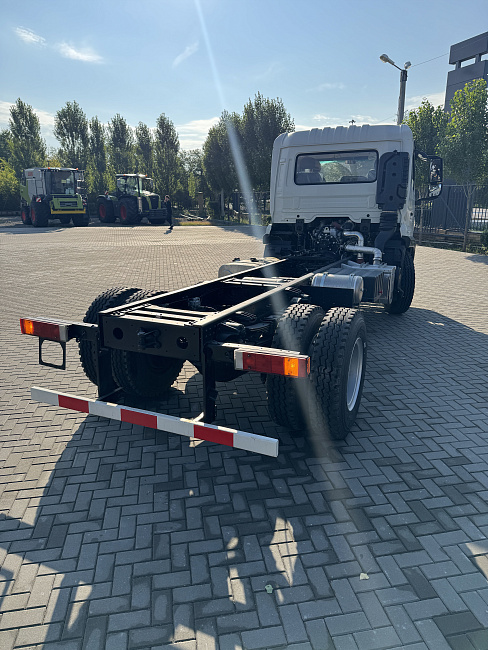 ШАССИ АВТОМОБИЛЬНОЕ DONFENG 3180 4x2