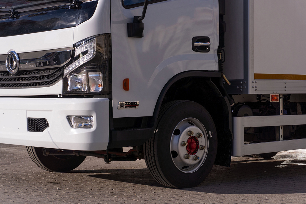 Dongfeng C100L