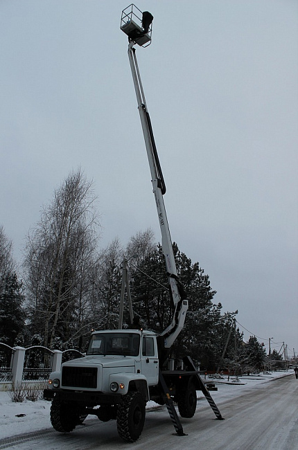 Подъемник автомобильный телескопический ВС-18Т-05