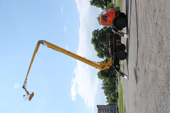 Автогидроподъемник ВС-322 (автовышка)